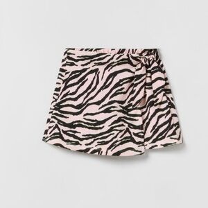 Zara Girls Pink and Black Patterned Skort Size 11/12